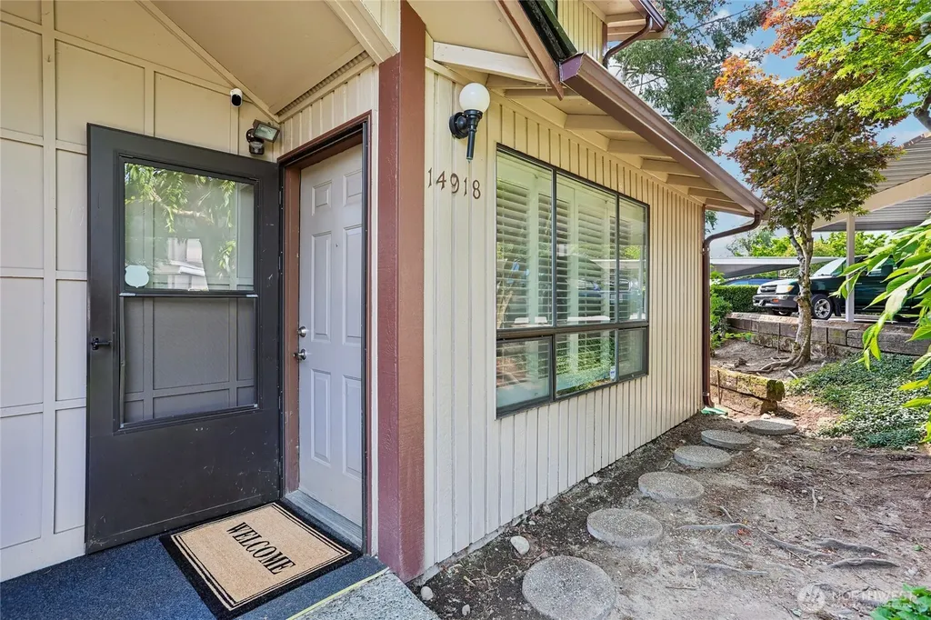 14918 32nd Place S Seatac WA 98168