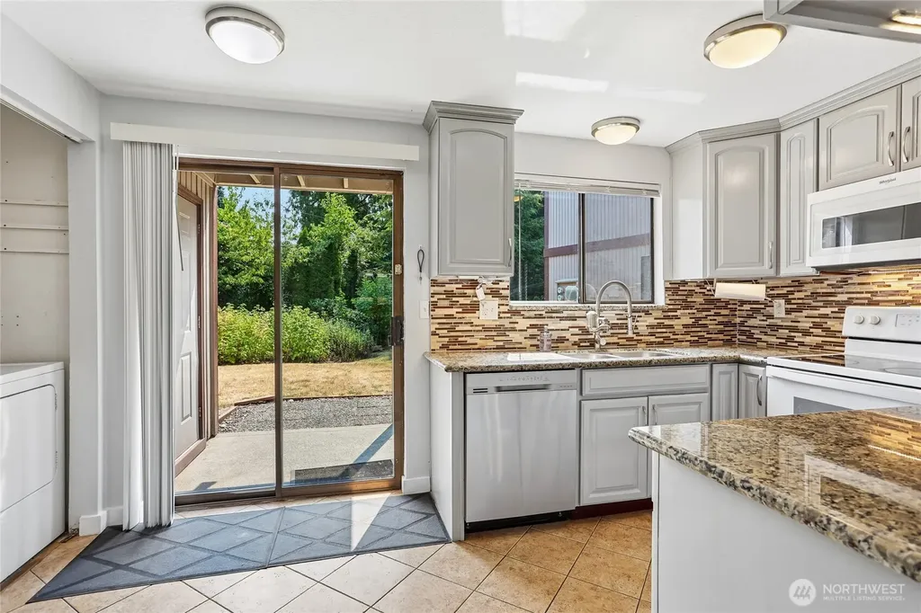 14918 32nd Place S Seatac WA 98168