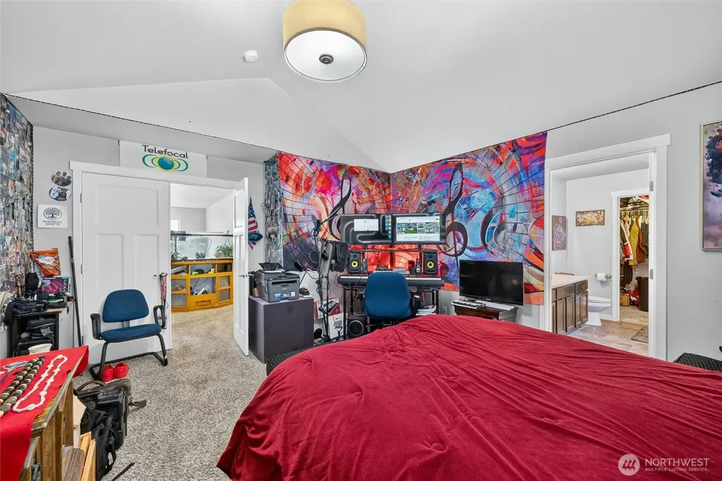 4749 Hadley Street Bellingham WA 98226