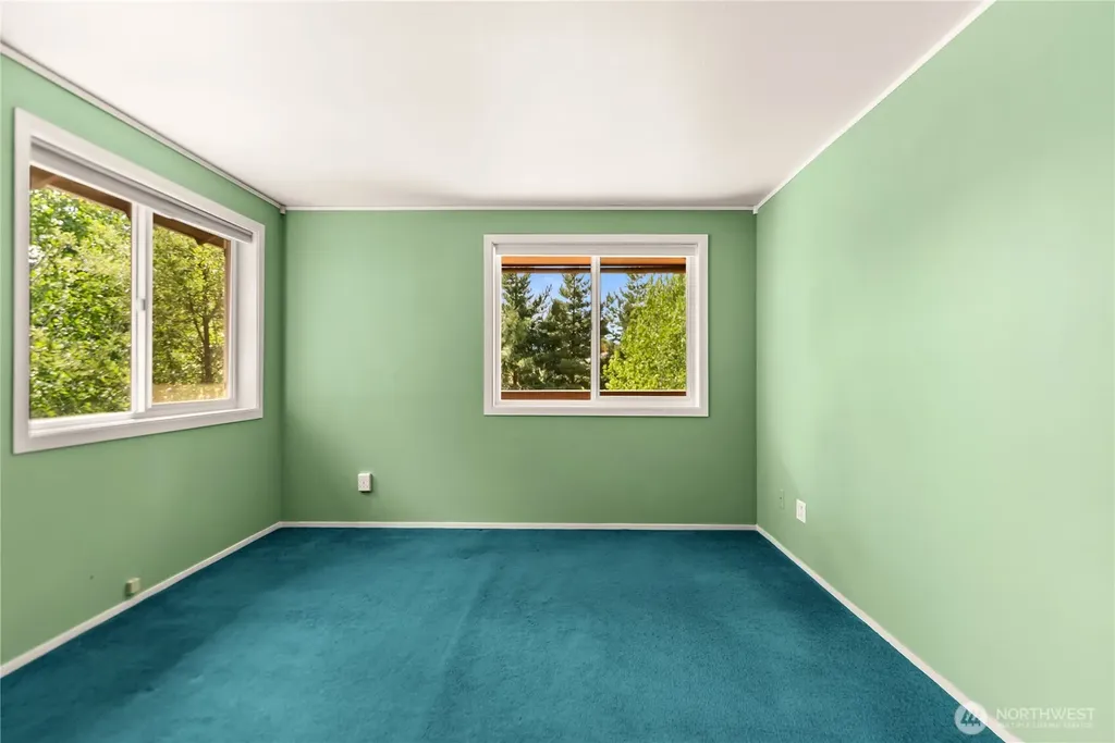 14 Apple Way N Winthrop WA 98862