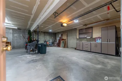 14 Apple Way N Winthrop WA 98862