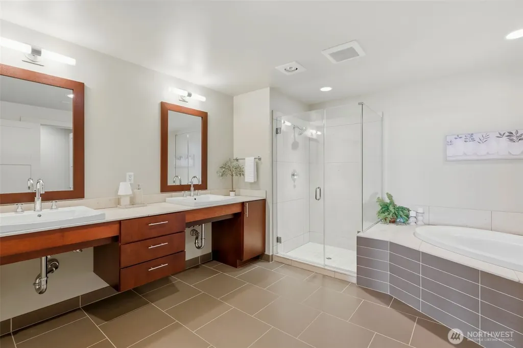 5204 N Bennett Ruston WA 98407