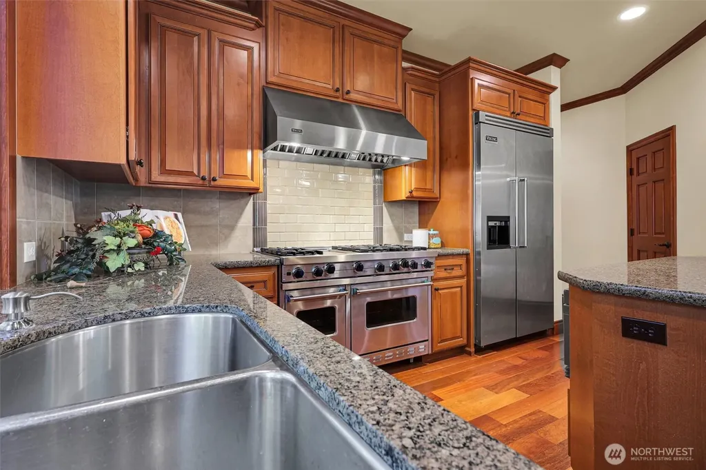 4563 162nd Lane SE Bellevue WA 98006
