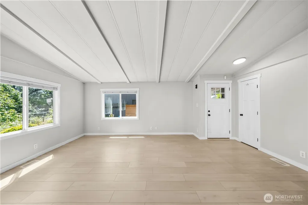1898 Vista Lane W Bremerton WA 98312