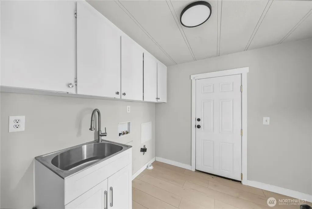 1898 Vista Lane W Bremerton WA 98312