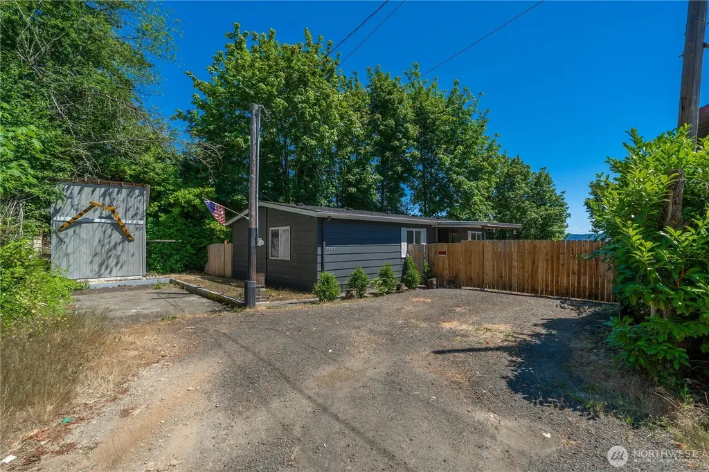 1898 Vista Lane W Bremerton WA 98312