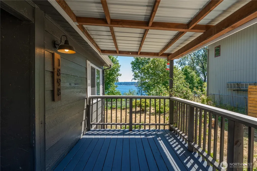 1898 Vista Lane W Bremerton WA 98312