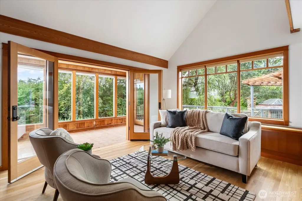 195 Perry Drive Coupeville WA 98239