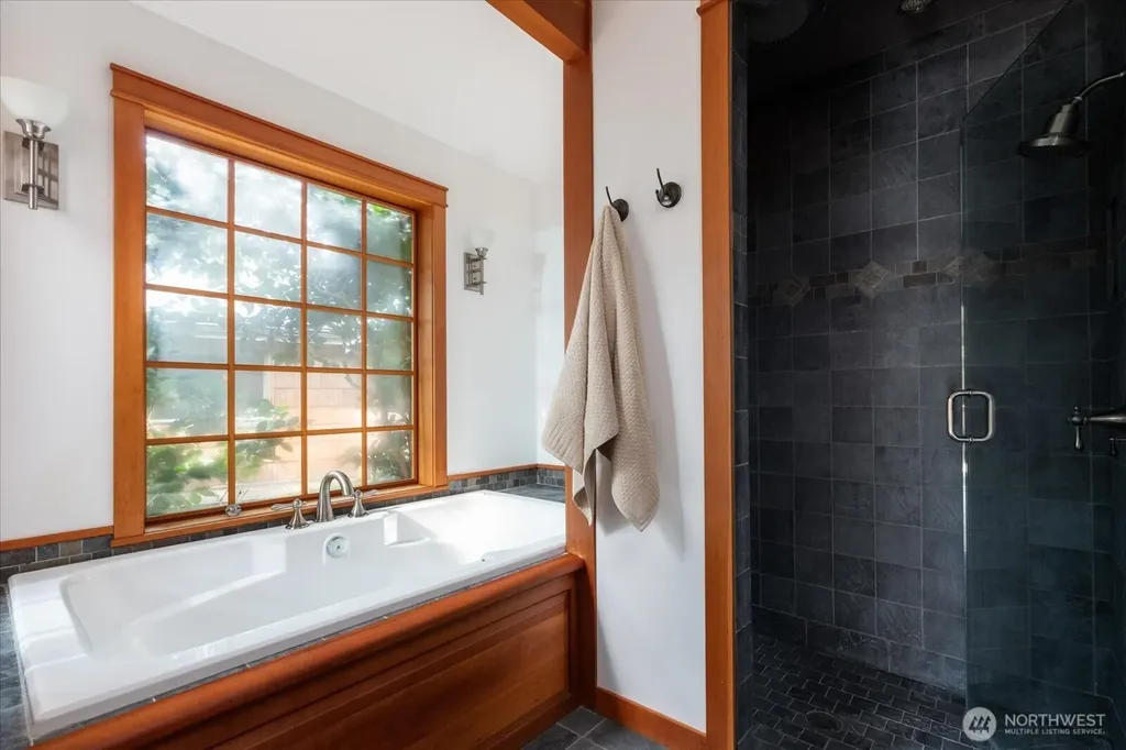 195 Perry Drive Coupeville WA 98239
