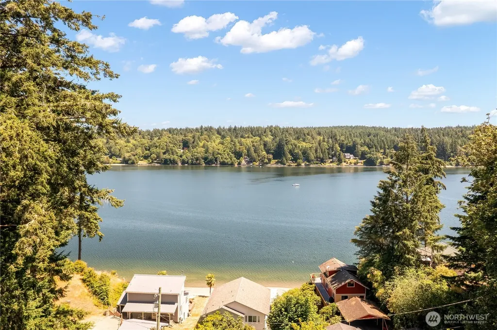 310 Fir Lane NW Lakebay WA 98349
