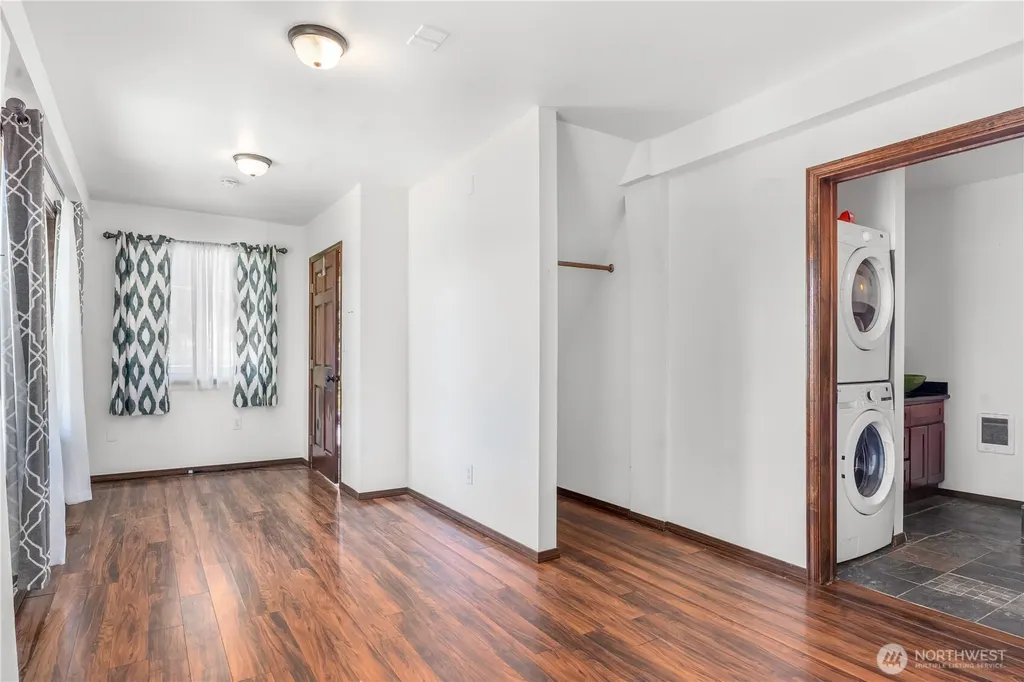 310 Fir Lane NW Lakebay WA 98349