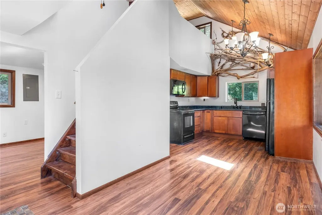 310 Fir Lane NW Lakebay WA 98349