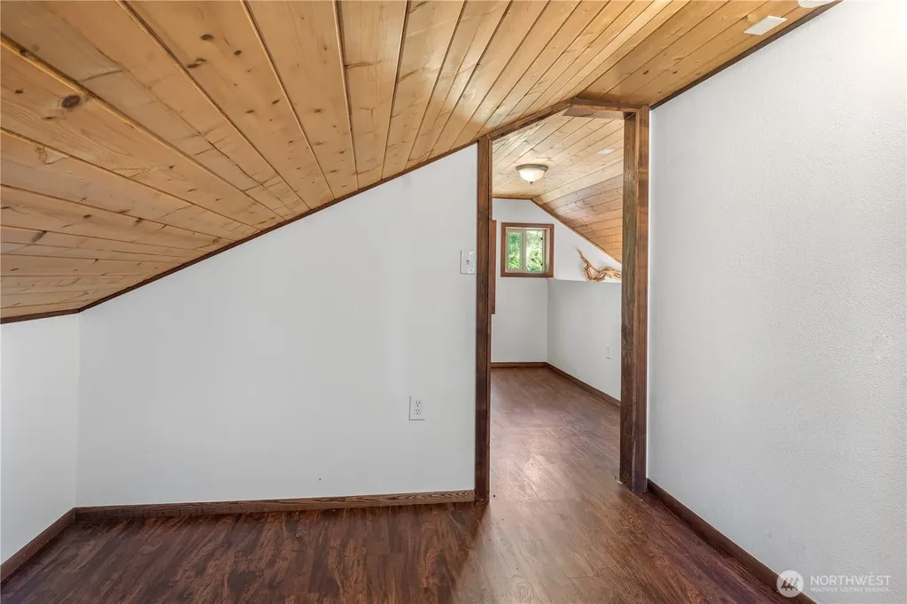 310 Fir Lane NW Lakebay WA 98349