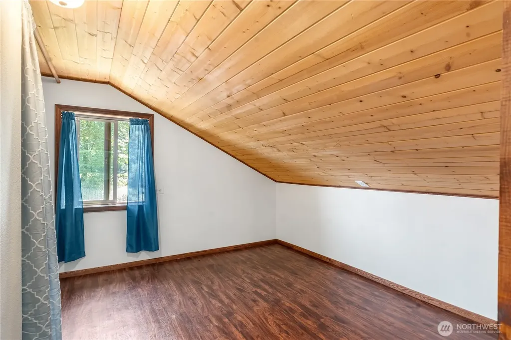 310 Fir Lane NW Lakebay WA 98349