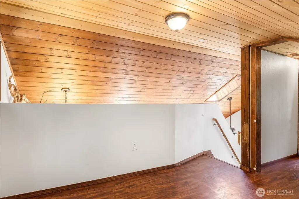 310 Fir Lane NW Lakebay WA 98349