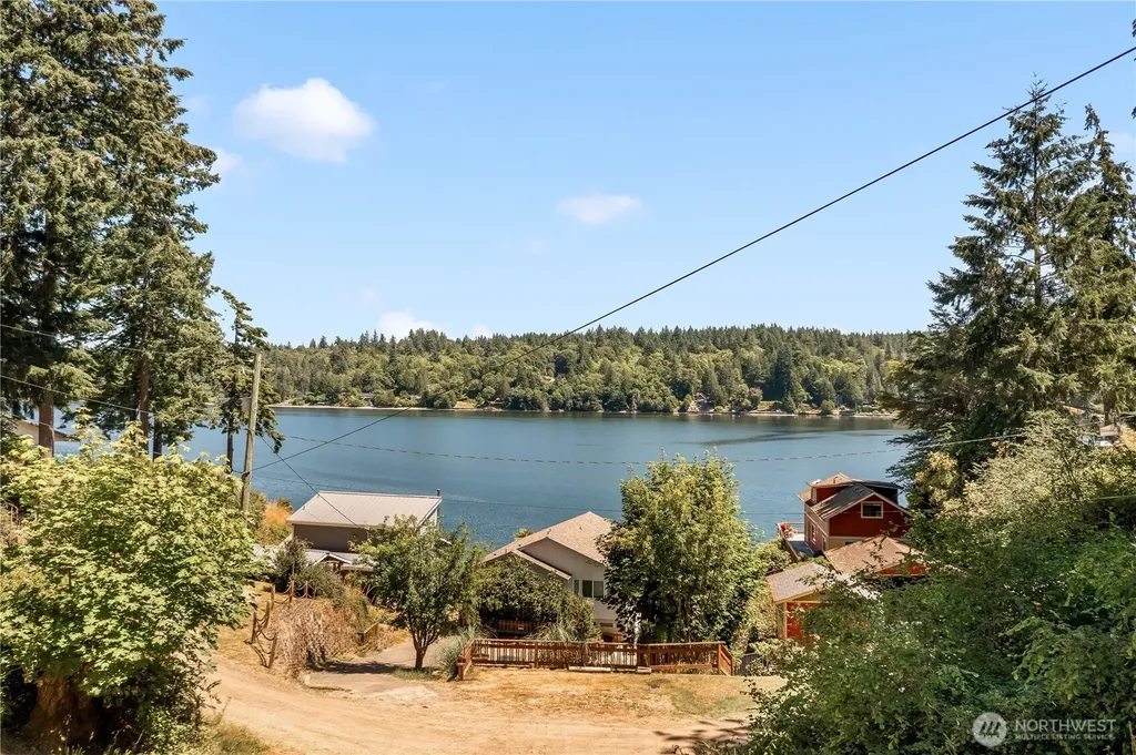 310 Fir Lane NW Lakebay WA 98349