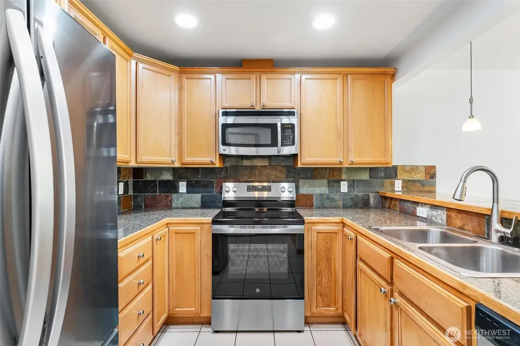 7220 Rainier Drive Everett WA 98203