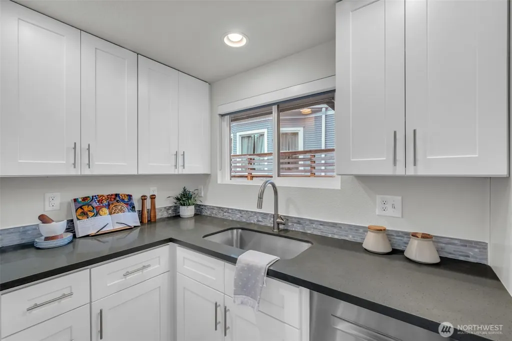 3203 35th Avenue S Seattle WA 98144