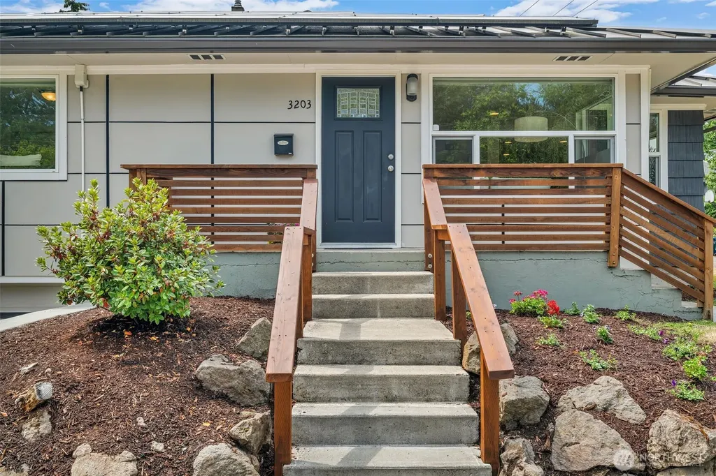 3203 35th Avenue S Seattle WA 98144