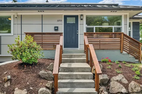 3203 35th Avenue S Seattle WA 98144