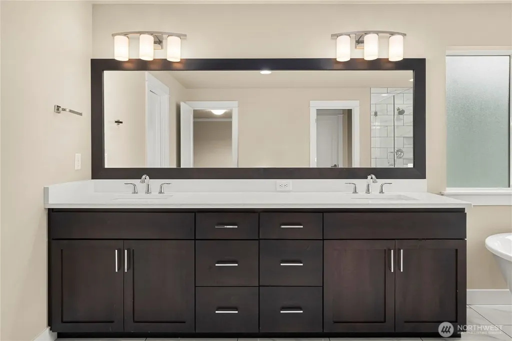 22992 SE Sycamore Street Black Diamond WA 98010