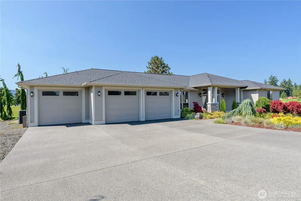 264 Lone Eagle Lane Sequim WA 98382
