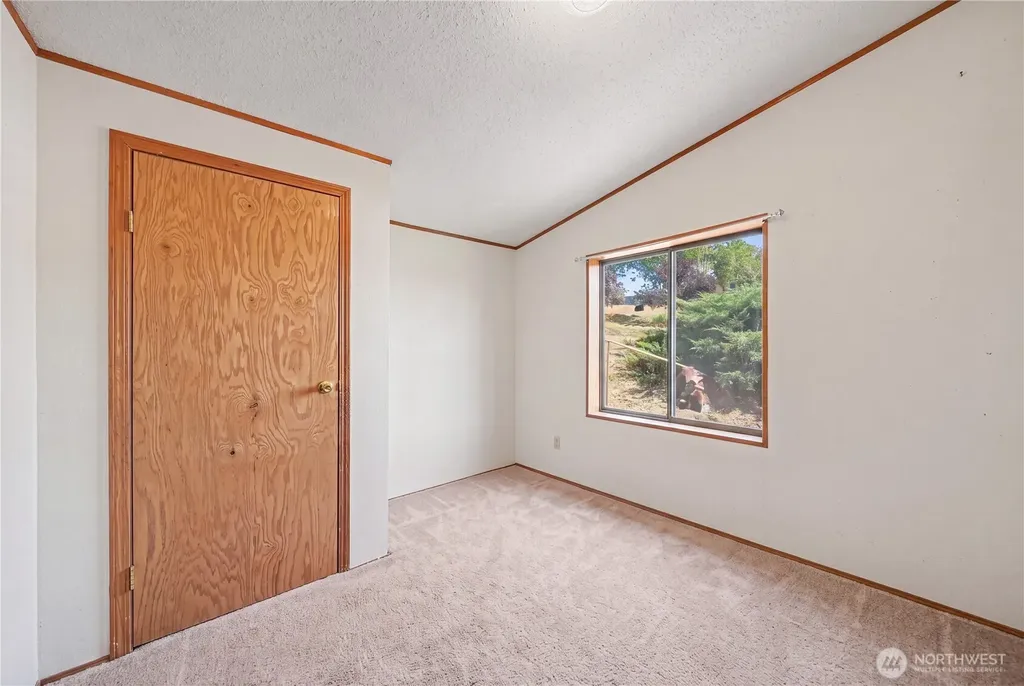 363 Baker Road Selah WA 98942