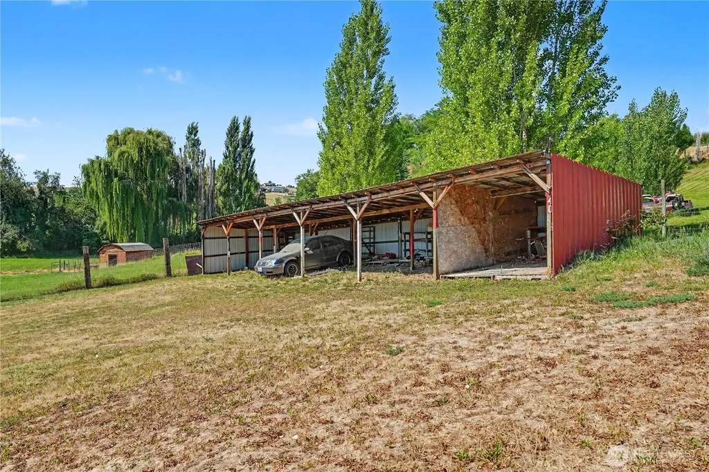 363 Baker Road Selah WA 98942