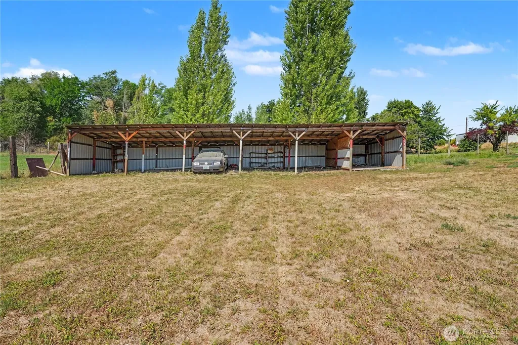 363 Baker Road Selah WA 98942