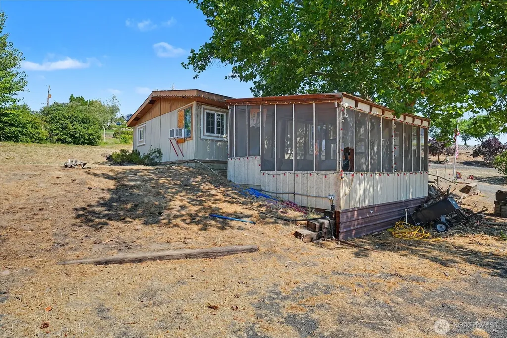 363 Baker Road Selah WA 98942
