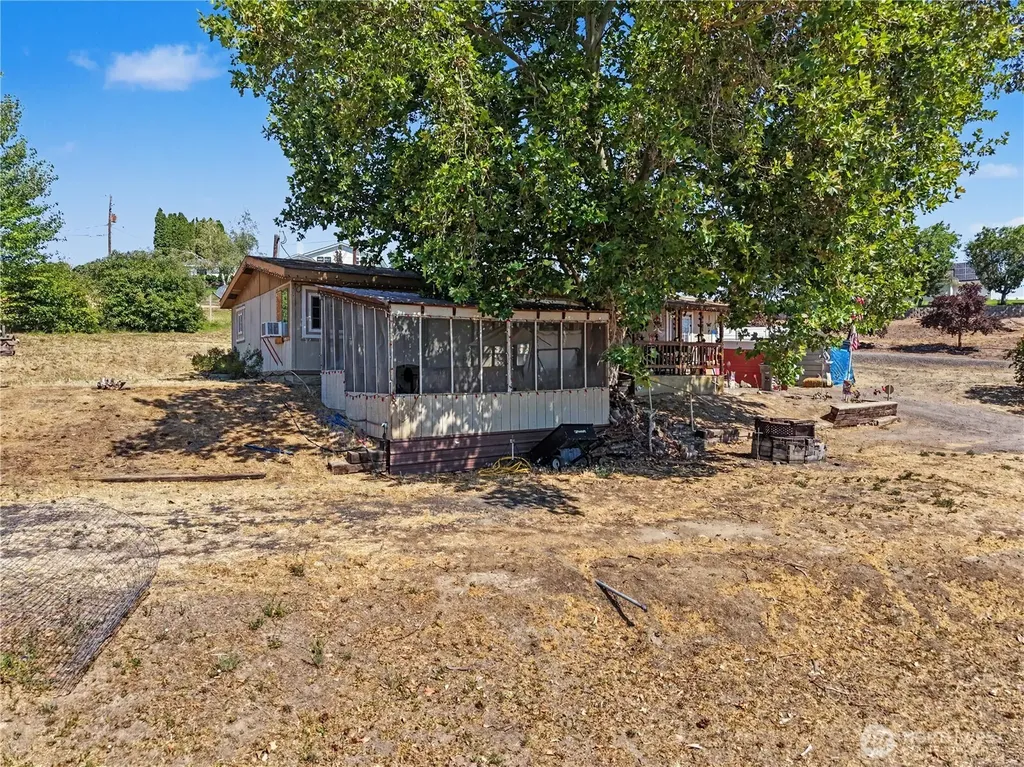 363 Baker Road Selah WA 98942