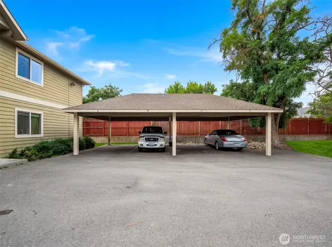 1005 Cascade Street Wenatchee WA 98801