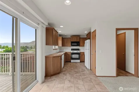 1005 Cascade Street Wenatchee WA 98801