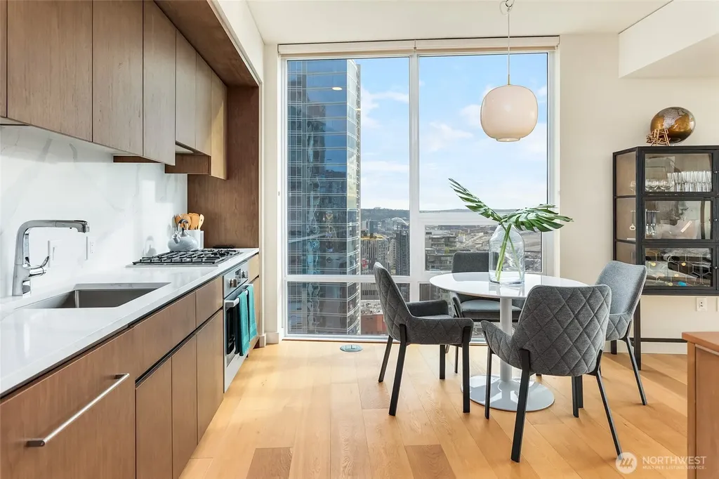 121 Stewart Street Seattle WA 98101