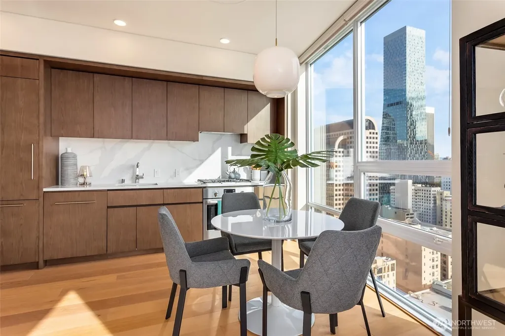 121 Stewart Street Seattle WA 98101