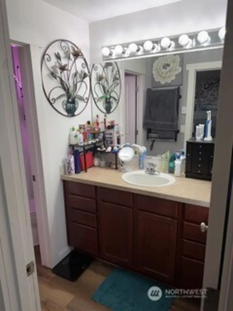 6023 Illinois Lane SE Lacey WA 98513