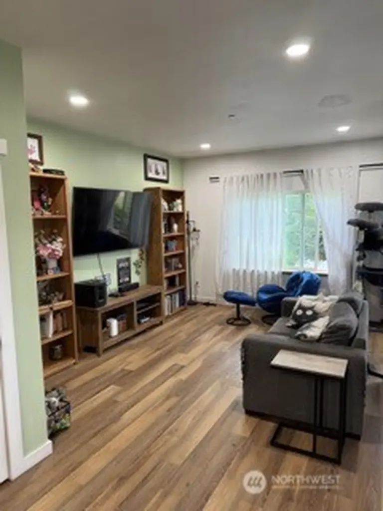 6023 Illinois Lane SE Lacey WA 98513