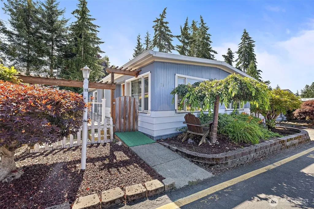 3832 164th Street SW Lynnwood WA 98087