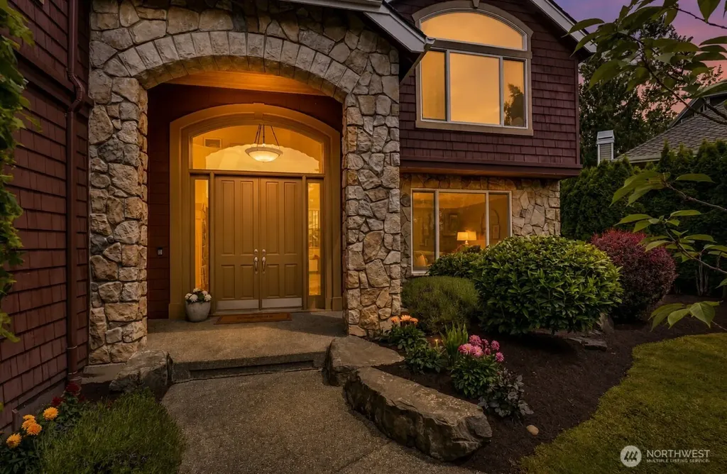 3054 205th Court NE Sammamish WA 98074