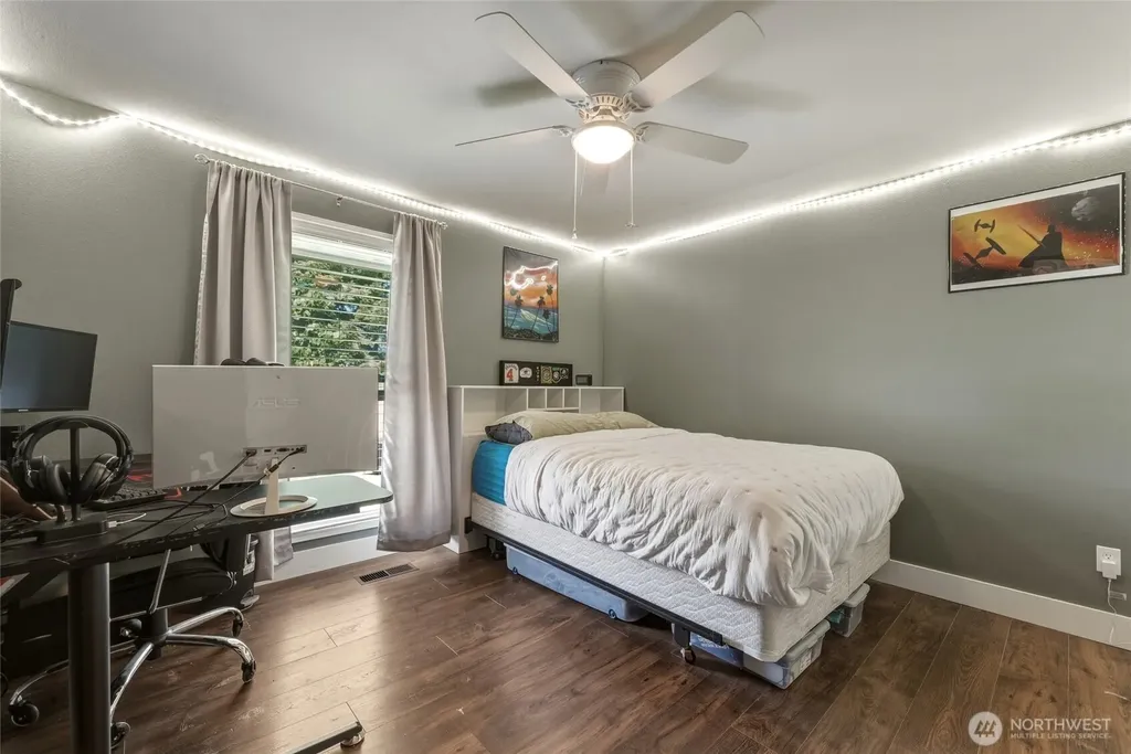353 SE Highland Park Drive College Place WA 99324