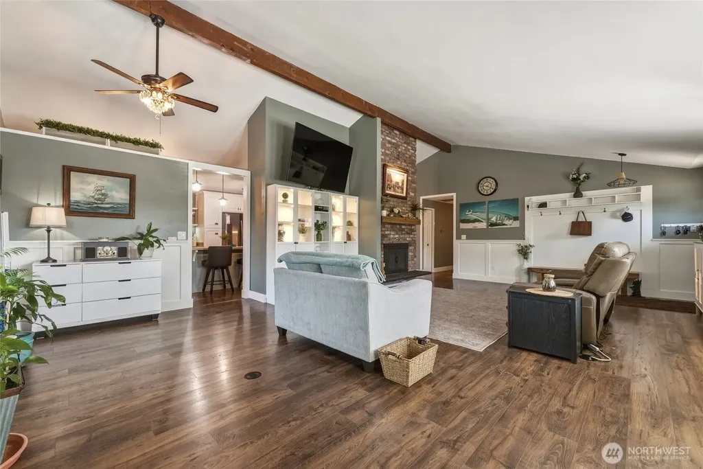 353 SE Highland Park Drive College Place WA 99324