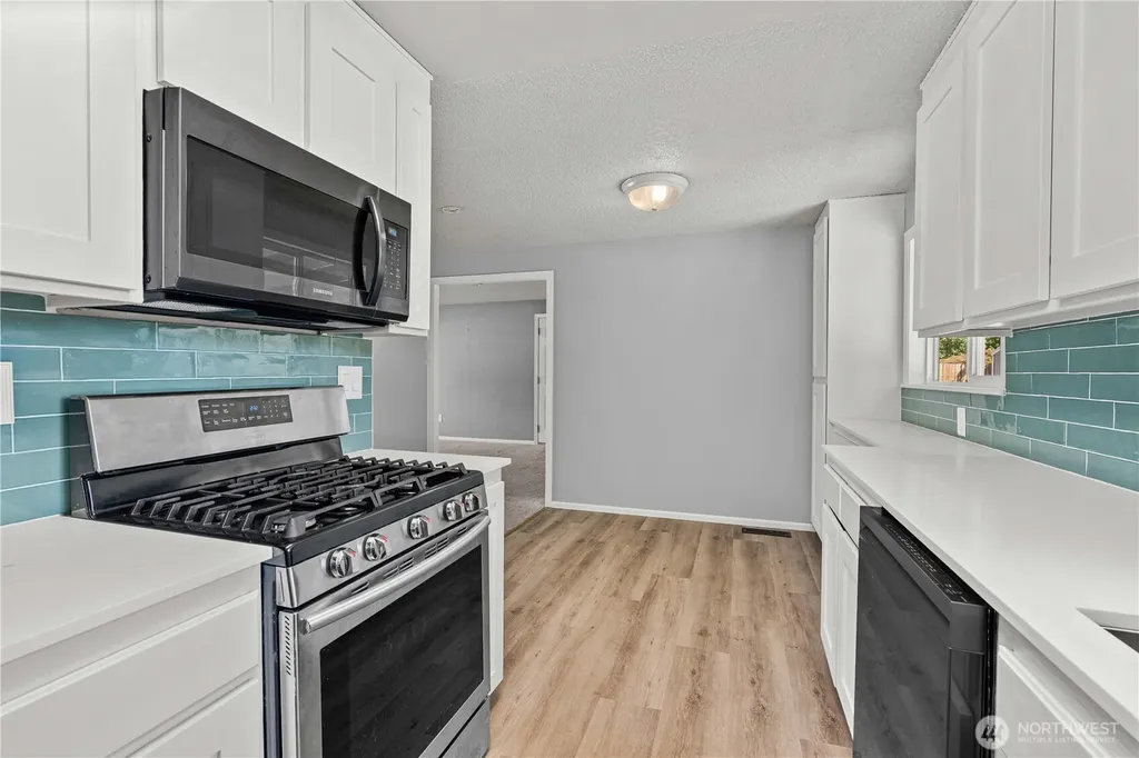 17655 SE 267th Place Covington WA 98042