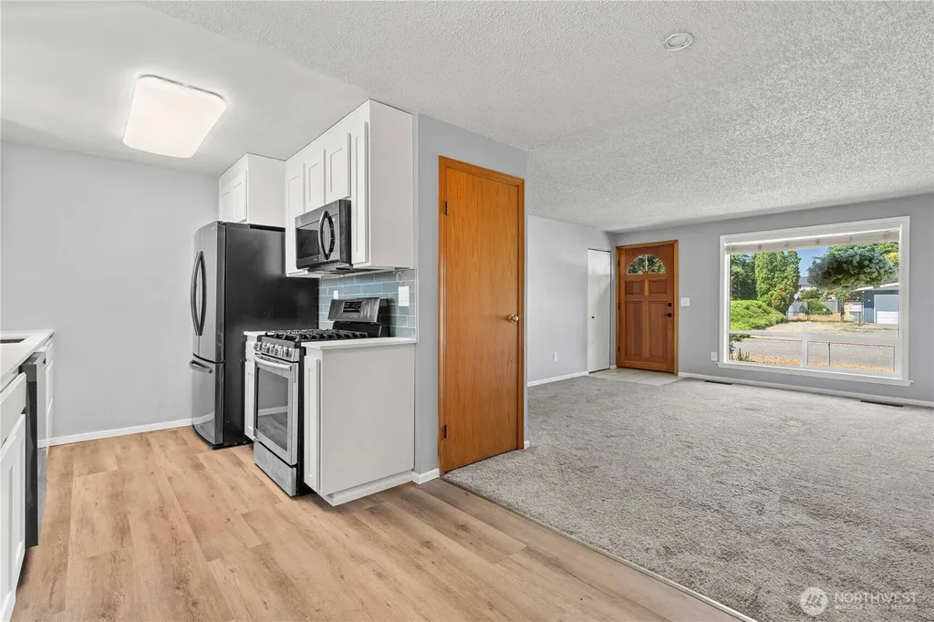 17655 SE 267th Place Covington WA 98042
