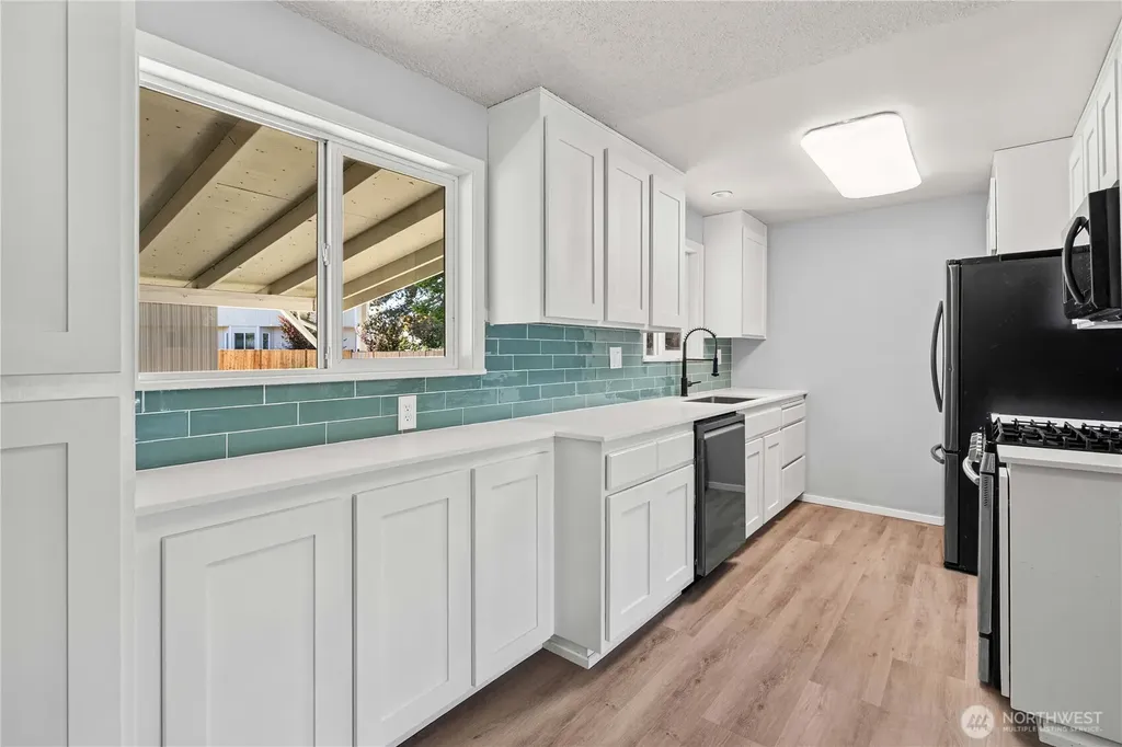 17655 SE 267th Place Covington WA 98042