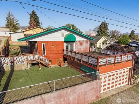 802 S Chelan Avenue Wenatchee WA 98801