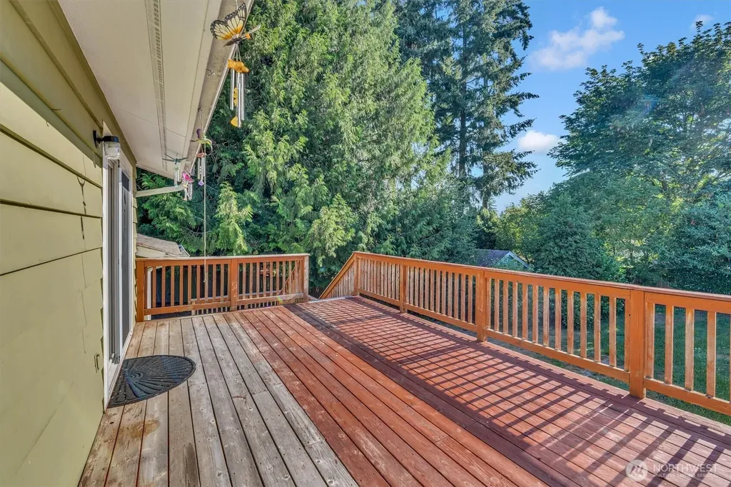 10207 64th Avenue Ct E Puyallup WA 98373