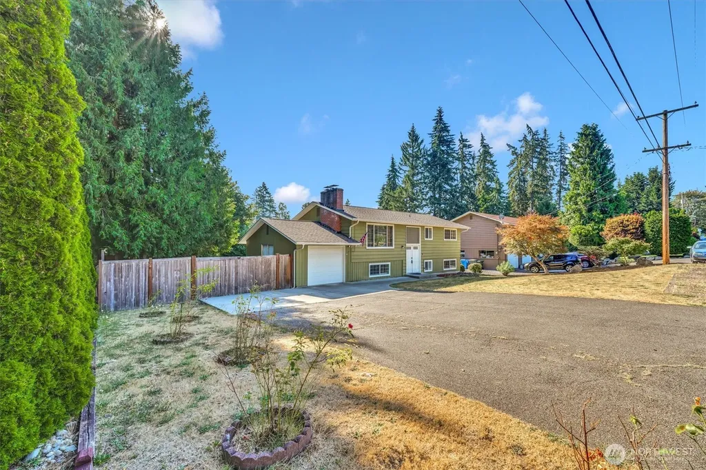 10207 64th Avenue Ct E Puyallup WA 98373