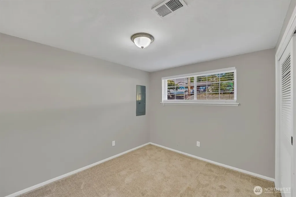 10207 64th Avenue Ct E Puyallup WA 98373