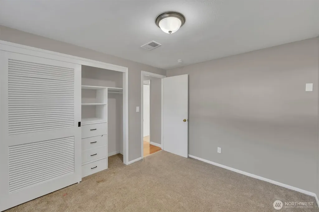 10207 64th Avenue Ct E Puyallup WA 98373