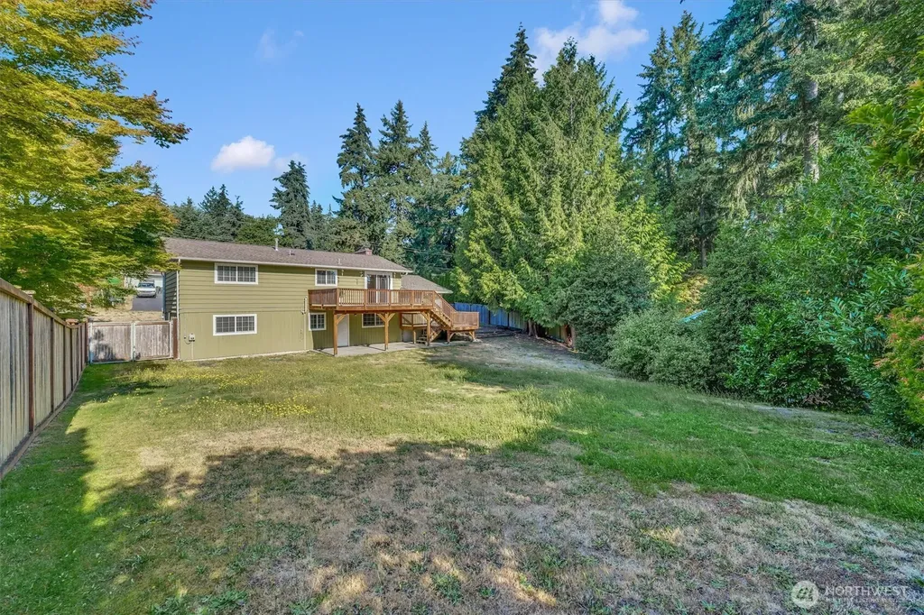 10207 64th Avenue Ct E Puyallup WA 98373
